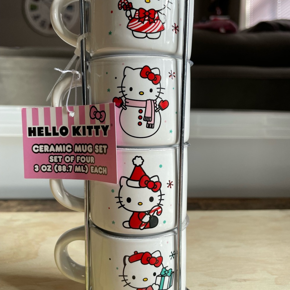 Hello Kitty Bundle - Picture 2 of 2